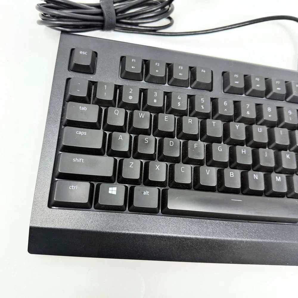 Razer Cynosa Chroma RZ03 0226 Gaming Keyboard USB Wired RGB Spill-Resistant